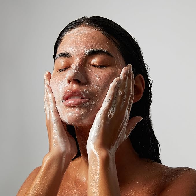 OUAI Detox Facial Cleanser - Deep Cleansing Face Wash with Glycolic Acid, Niacinamide & PHA - Removes Sweat, Dirt & Oil Without Drying - Gentle Face Cleanser for Post-Workout (7.8 Fl Oz)-GlimoraGlow