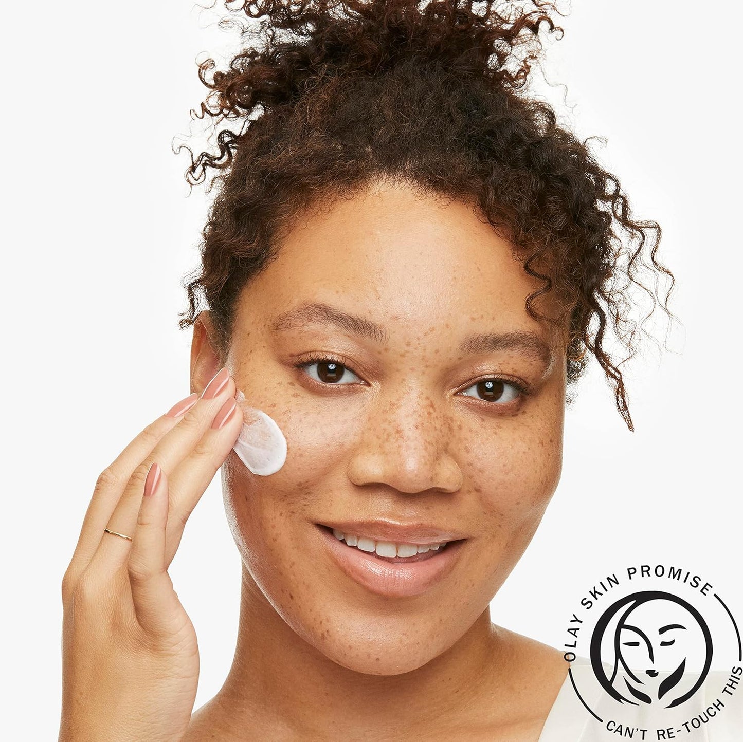 Olay Vitamin C Hydrating moisturizer with sunscreen, SPF 30, 1.7 Oz-GlimoraGlow