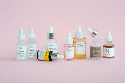 How to Choose the Right Serum: Vitamin C, Hyaluronic Acid, Retinol Explained