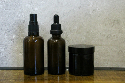 Natural vs. Chemical Skincare: What’s Best for Your Skin Type?