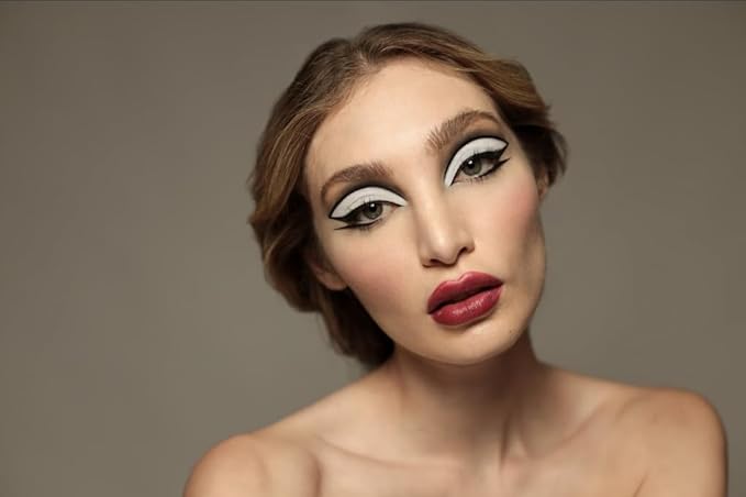 15 Colors Eyeshadow Palette | Versatile Range for Unlimited Eye Looks. (Vintage)-GlimoraGlow