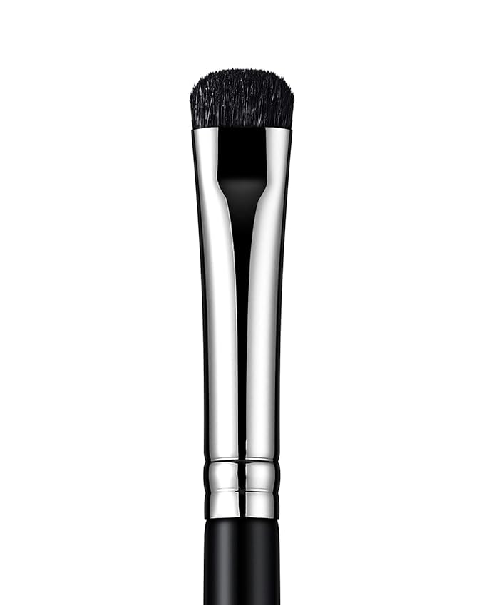Eyeshadow Smudge Brush, EIGSHOW Short Shader Precision Makeup Brush High-End for Creasing & Cat Eye Makeup, Premium Quality, Cruelty-Free (E806)-GlimoraGlow