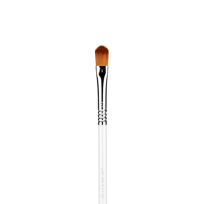 Sigma Beauty S20 Eye Cream Skincare Brush – Skincare Tool for Applying Skincare Products to Face and Skin, Gentle Eye Cream Brush Applicator for Eye Creams and Eye Makeup Primer (1 Pc)-GlimoraGlow