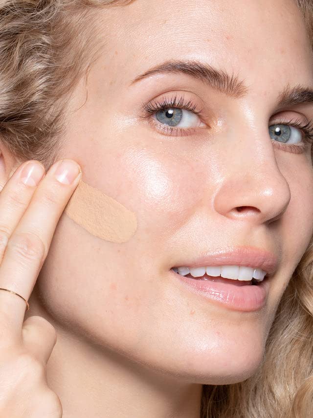 ILIA - True Skin Serum Foundation | Non-comedogenic, Cruelty-Free, Vegan, Weightless Feel, Buildable Coverage, Safe For Sensitive Skin (Molokai SF2.5)-GlimoraGlow