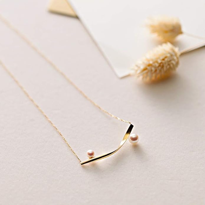 Japanese 4.5-6.0mm Akoya Cultured Pearl Pendant Necklace for Women with 18K Yellow Gold | Stylish Design Excellent Gift | Pearl Necklace-GlimoraGlow