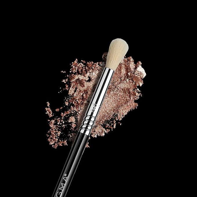 Sigma Beauty Professional E35 Tapered Blending Brush – Professional Eyeshadow Brush for Precision Eyeshadow Blending, Softens Dramatic Edges & Harsh Lines for a Well Blended Effect (1 Brush)-GlimoraGlow