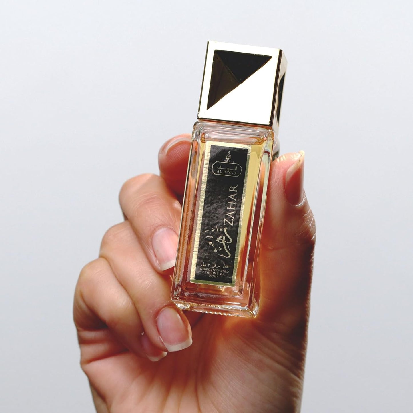 Maison d’Orient Zahar Fruity Floral Musk Perfume Oil Roll‑On 20 mL — Alcohol‑Free, Long‑Lasting Vegan Attar for Women, Pocket Travel‑Size Body Oil from Dubai Fragrance House, Compliment‑Magnet Scent-GlimoraGlow