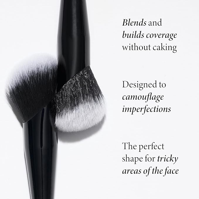 LAURA GELLER NEW YORK Angled Precision Concealer Brush-GlimoraGlow