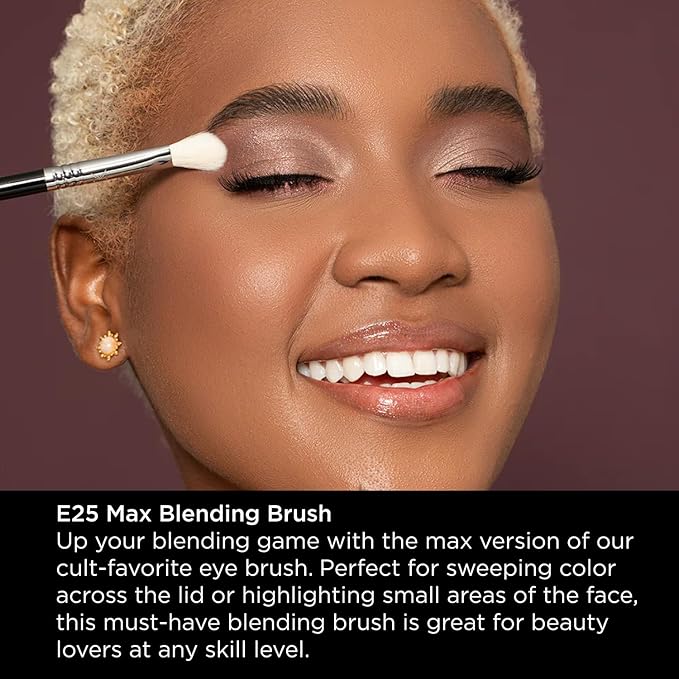 Sigma Beauty Professional E25 Max Eyeshadow Blending Brush – Professional Eyeshadow Brush for Seamless Eyeshadow Blending, Softens Dramatic Edges & Harsh Lines for a Well Blended Effect (1 Brush)-GlimoraGlow