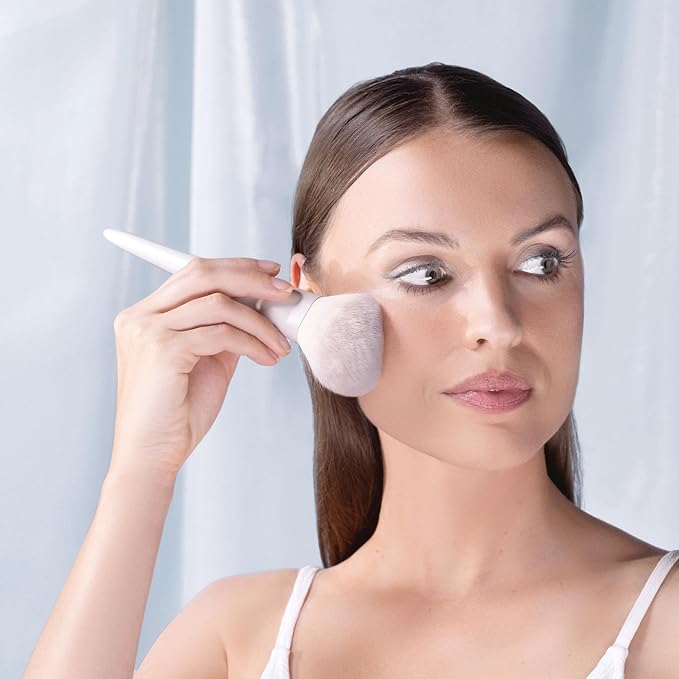 Snow Fox Skincare Fox Tail Loose Powder Brush for Fast Powder Application-GlimoraGlow