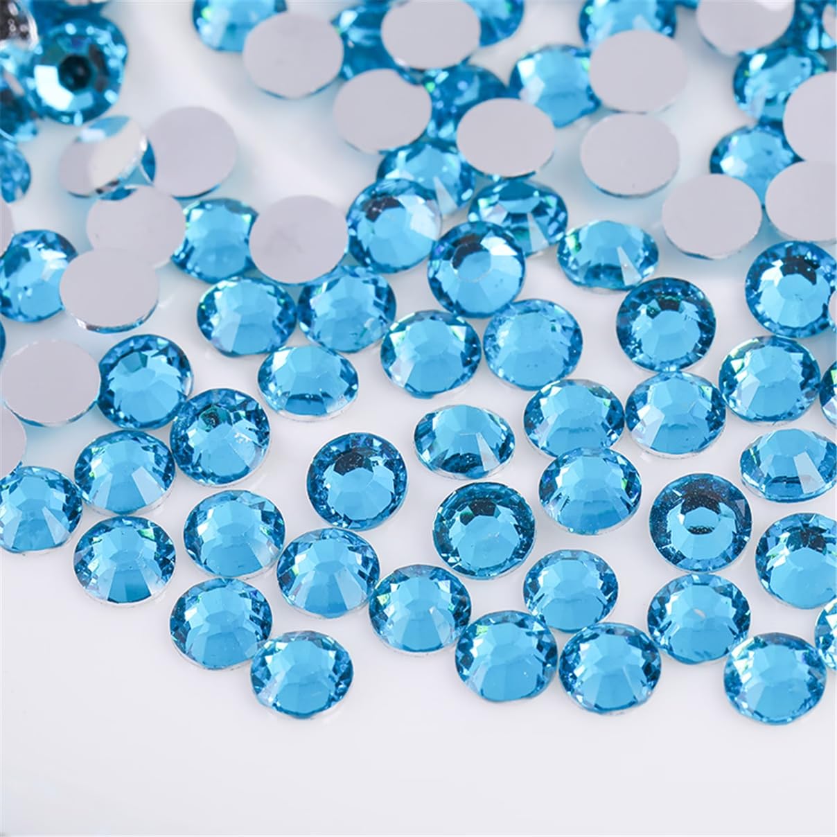 1500 Pieces SS16 4mm Flatback Rhinestones Clear Glass Round Gems Crystals for Nail Art DIY Crafts Clothes Shoes Bags （Aqua Blue）-GlimoraGlow