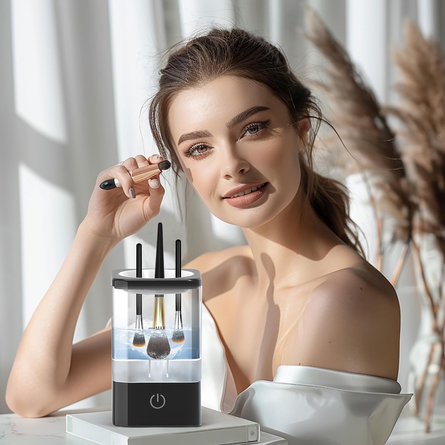 Makeup Brush Cleaner, Neeyer Super-Fast Electric Brush Cleaner Machine Automatic Brush Cleaner Spinner Makeup Brush Tools black-GlimoraGlow