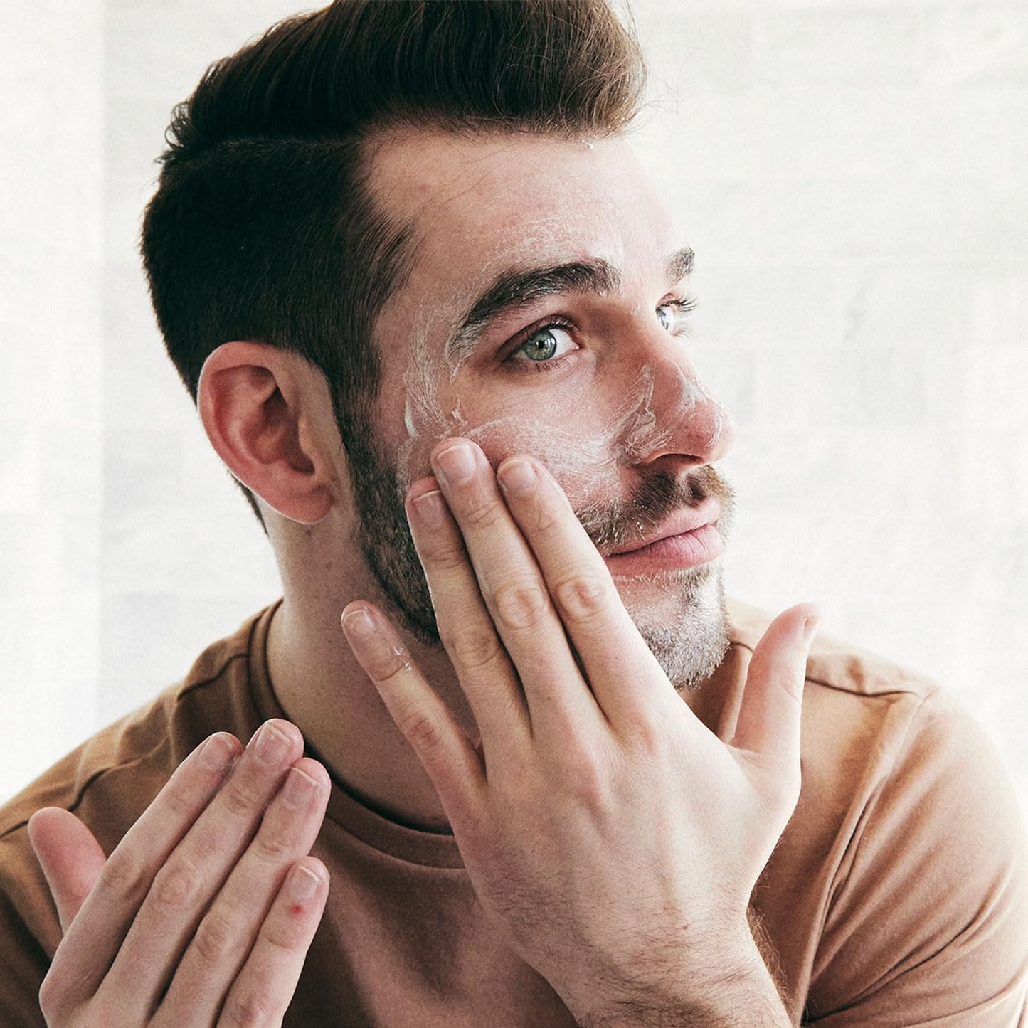 Brickell Men's Daily Defense SPF20 Face Moisturizer for Men, Natural & Organic, Zinc Oxide Face Moisturizing Mineral Sunscreen, Hydrates & Protects Skin Against Harmful UVA/B rays, 3.4oz, Unscented-GlimoraGlow