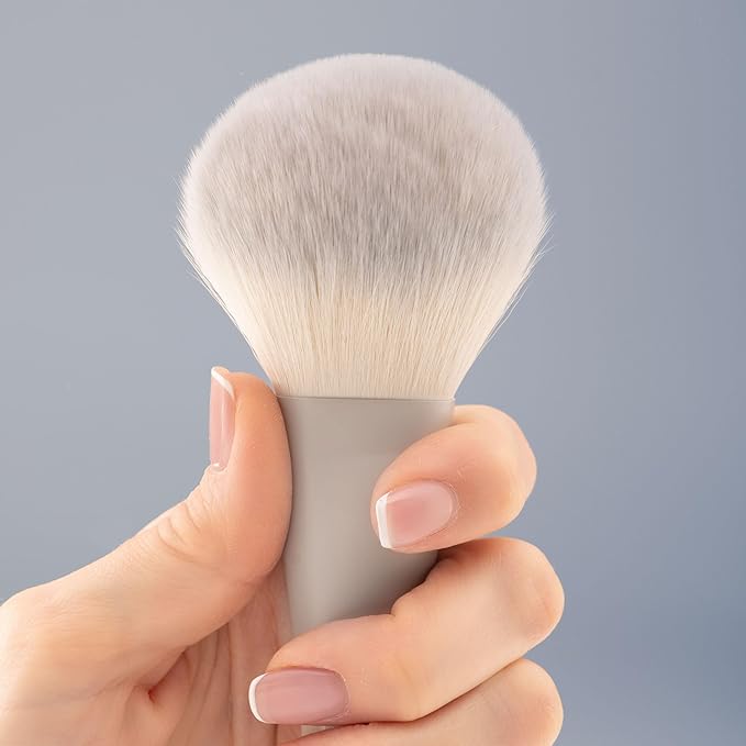 Snow Fox Skincare Fox Tail Loose Powder Brush for Fast Powder Application-GlimoraGlow