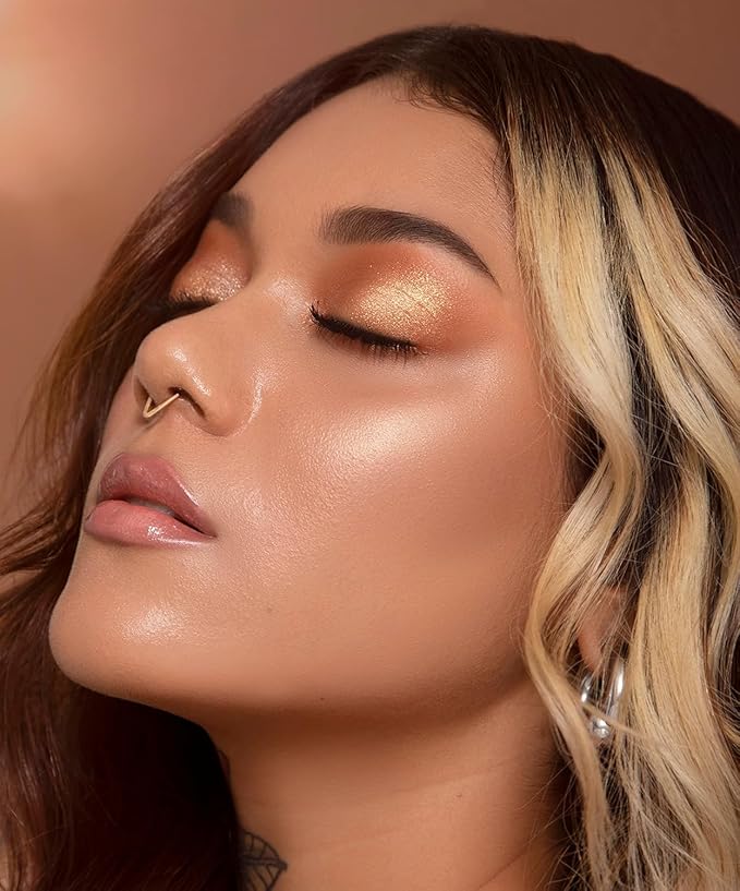 Sigma Beauty Curved Kabuki-F83-GlimoraGlow