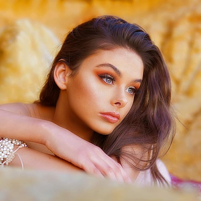 24 Eyeshadow Palette - Festive Luxury Vibrant Bold Full-Color Pigment Long Lasting Matte Shimmer Eye shadow Palette (Abu Dhabi)-GlimoraGlow