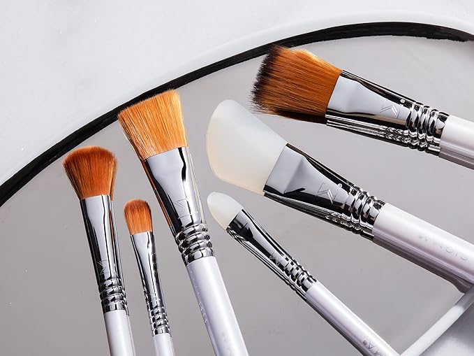 Sigma Beauty S02 Spatula Skincare Brush – Silicone Skincare Tool for Applying Skincare Products to Face and Skin, Face Mask Brush Applicator for Creams, Serums, and Masks (1 Pc)-GlimoraGlow
