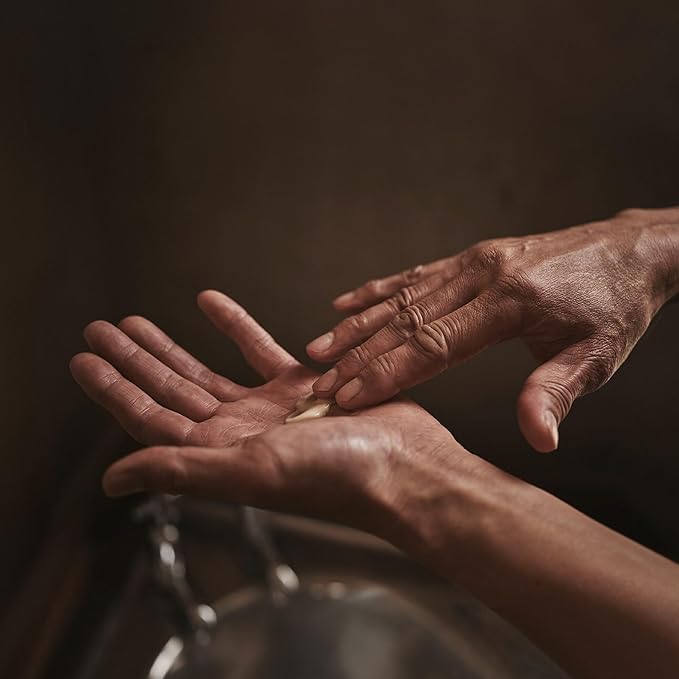 Aesop Rejuvenate Intensive Body Balm | Intensive Moisturising, Nourishing, Hydrating | Enhanced with Macadamia Nut and Sandalwood Oils | 16.9 oz / 500mL-GlimoraGlow