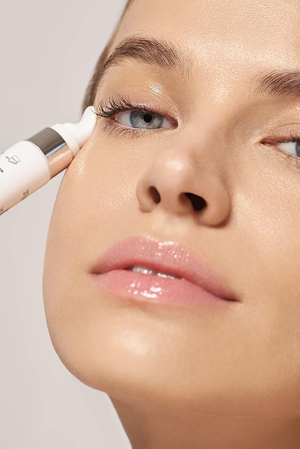 M. Asam Perfect Eye Serum with Grapeseed Oil & Hyaluronic Acid - Anti-Aging Eye Gel, Instant Eye Lift - reduces fine lines, wrinkles & dark circles, refreshing & cooling texture, 0.84 Fl Oz-GlimoraGlow