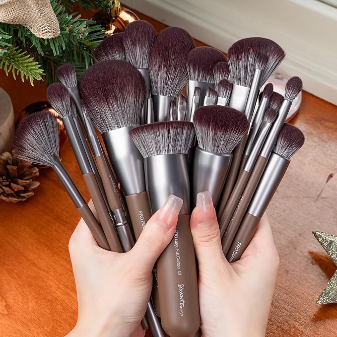 Bueart Design 26 Pcs Chocolate-colored Gift Makeup Brushes Set with Extra Large Holder,Elegant Make up Brushes for Foundation,Face Blending Powder, Contour, Highlight, Concealer, Eyeshadow-GlimoraGlow