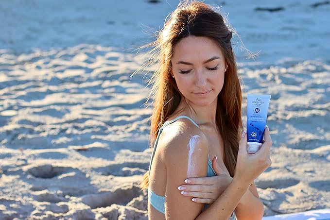 SPF 30 Mineral Sunscreen - Broad Spectrum Water Resistant Moisturizer Lotion For Body & Face - With Non-Nano Zinc Oxide, Vitamin E, & Antioxidants - Made in USA, 3 Oz-GlimoraGlow