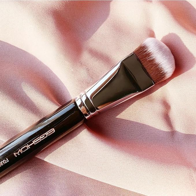 Foundation Brush, EIGSHOW Pro Slanted Brushes Angled Bristles Mask Kabuki Face Brush Perfect for Powder Liquid Cream Buffing Blending (F625)-GlimoraGlow