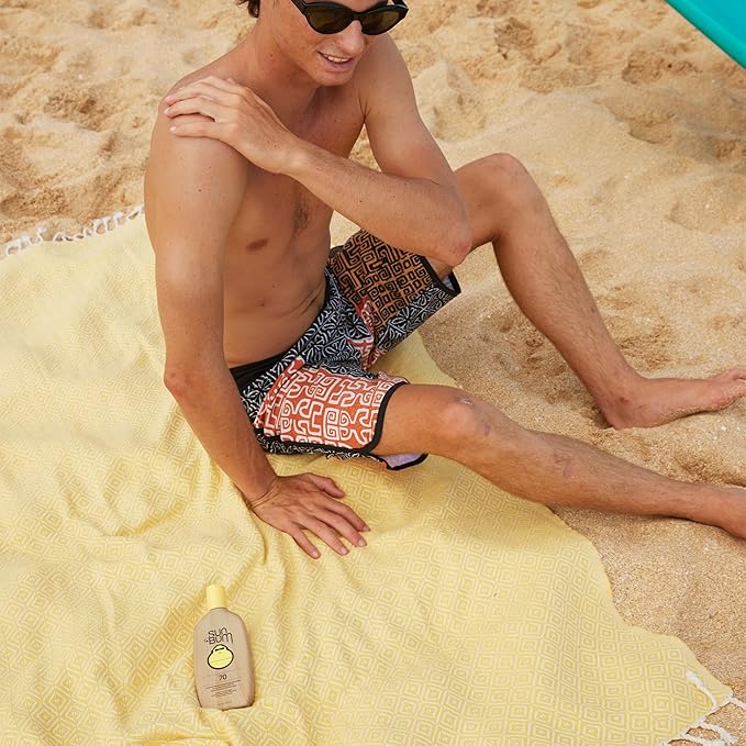 Sun Bum Original SPF 70 Sunscreen Body Lotion - Broad Spectrum Moisturizing Sunscreen with Vitamin E - Hawaii 104 Act Compliant (Made without Octinoxate & Oxybenzone) - 8 oz-GlimoraGlow