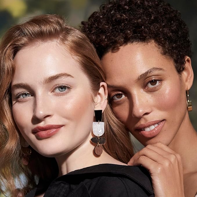 Well People Bio Tint SPF 30 Tinted Moisturizer, Skin-perfecting Moisturizer, Smoothes Imperfections & Moisturizes Skin, Vegan & Cruelty-free, 14N-GlimoraGlow