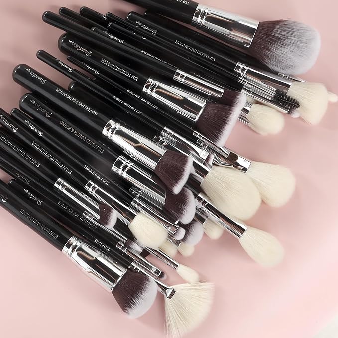 Pro makeup Artist Brushes Set 32Pcs Luxury Goat Hair Horse hair Makeup Brush Set eye and face brushes for every possibility By Bueart Design-GlimoraGlow