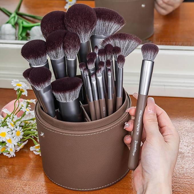Bueart Design 26 Pcs Chocolate-colored Gift Makeup Brushes Set with Extra Large Holder,Elegant Make up Brushes for Foundation,Face Blending Powder, Contour, Highlight, Concealer, Eyeshadow-GlimoraGlow
