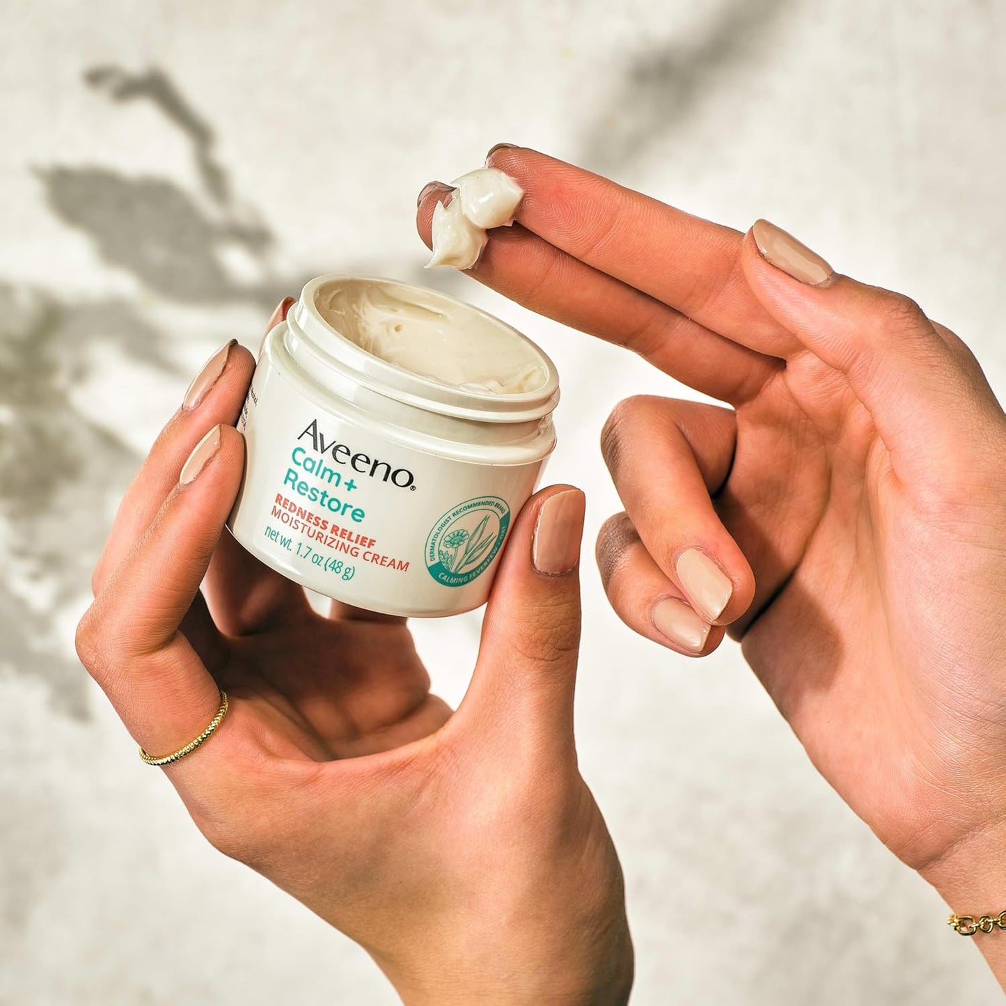 Aveeno Calm + Restore Facial Moisturizer Face Cream for Redness Relief, Non-Comedogenic, Ceramide & Vitamin B5, Hydrating for Dry, Sensitive Skin, Hypoallergenic, Fragrance-Free, 1.7 oz-GlimoraGlow