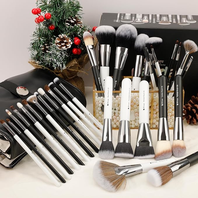 DUcare Professional Makeup Brushes 31Pcs Panda Series Makeup Brush Set Kabuki Foundation Blending Face Powder Blush Concealers Eye Shadows With Leather Case Organizer-GlimoraGlow