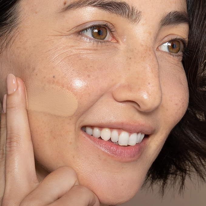 ILIA - True Skin Serum Foundation | Non-comedogenic, Cruelty-Free, Vegan, Weightless Feel, Buildable Coverage, Safe For Sensitive Skin (Texel SF3)-GlimoraGlow