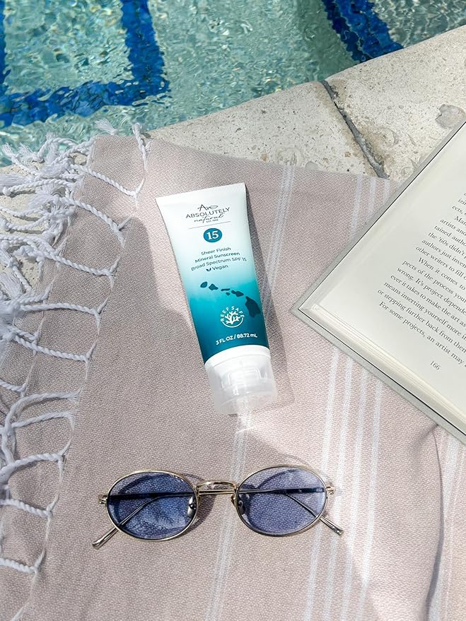 SPF 15 Mineral Sunscreen - Broad Spectrum Water Resistant Moisturizer Lotion For Body & Face - With Non-Nano Zinc Oxide, Vitamin E, & Antioxidants - Made in USA, 3 Oz-GlimoraGlow